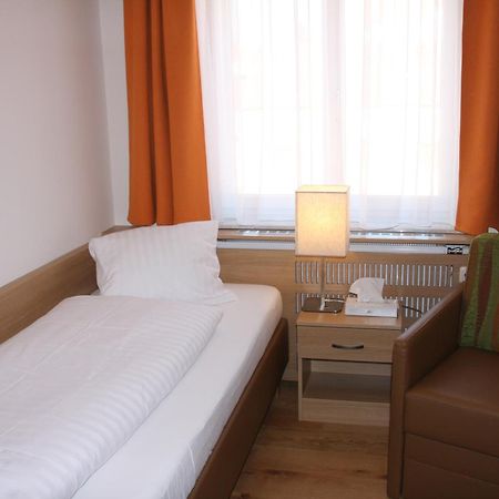Weinhotel Rieder ポイスドルフ エクステリア 写真