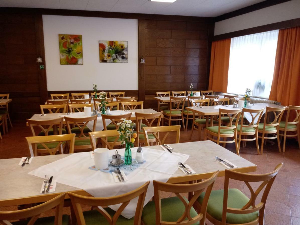 Weinhotel Rieder ポイスドルフ エクステリア 写真
